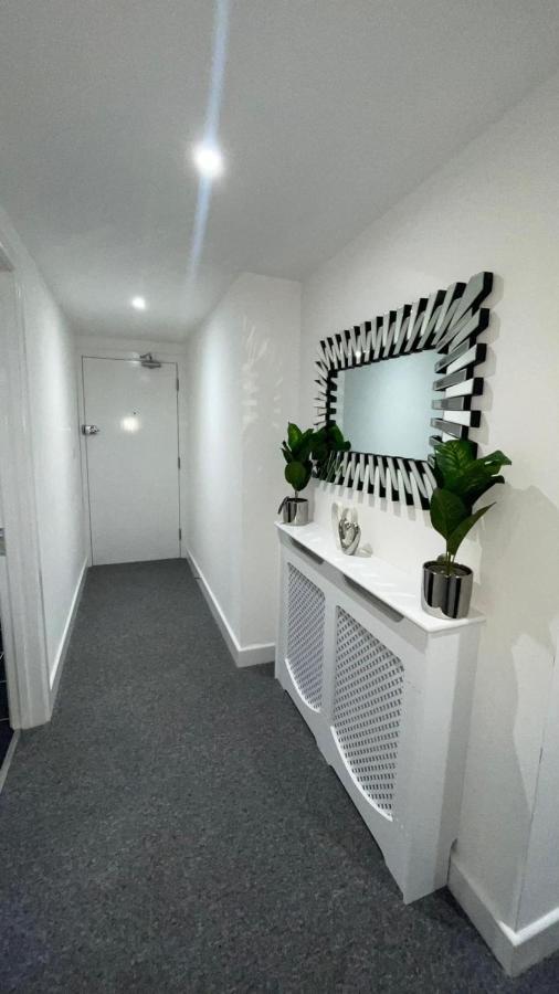2 Bed Room Luxury Apartment In Old Kent Road London Ngoại thất bức ảnh